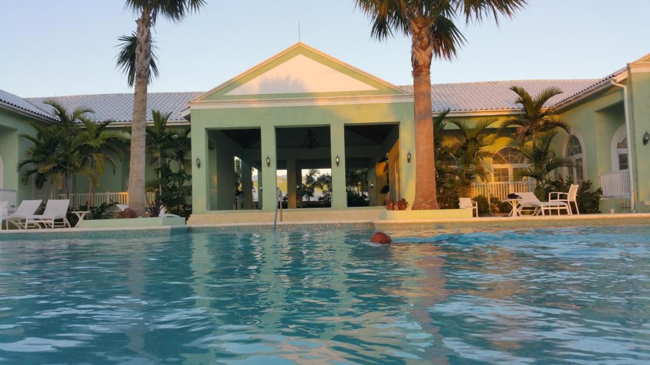 הוילה Orange Bay Townhouse By The Bay, Little Bay Country Club ,Negril מראה חיצוני תמונה