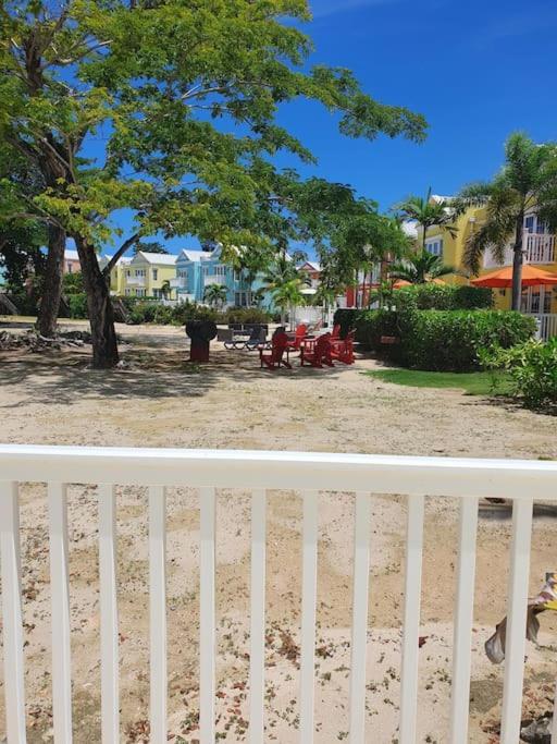 הוילה Orange Bay Townhouse By The Bay, Little Bay Country Club ,Negril מראה חיצוני תמונה