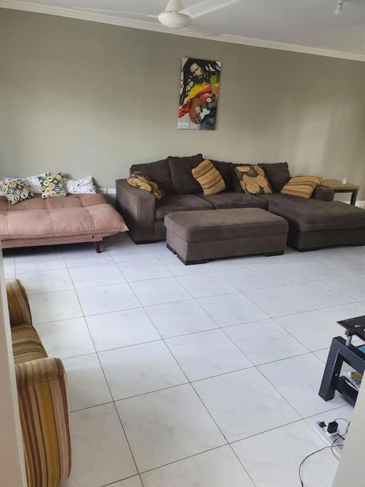 הוילה Orange Bay Townhouse By The Bay, Little Bay Country Club ,Negril מראה חיצוני תמונה