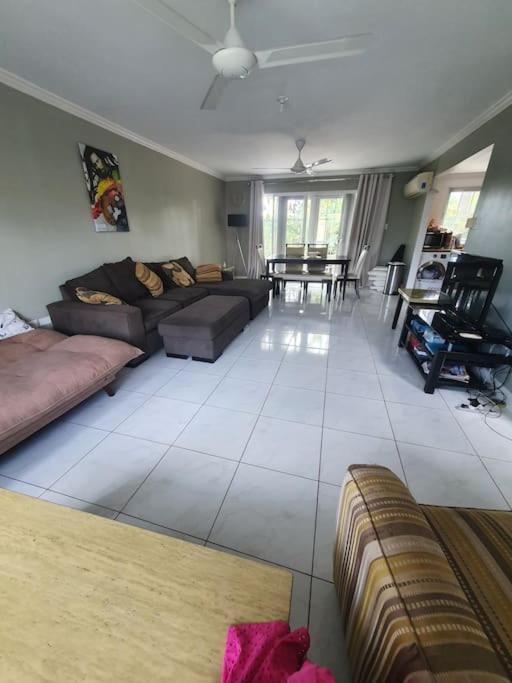 הוילה Orange Bay Townhouse By The Bay, Little Bay Country Club ,Negril מראה חיצוני תמונה