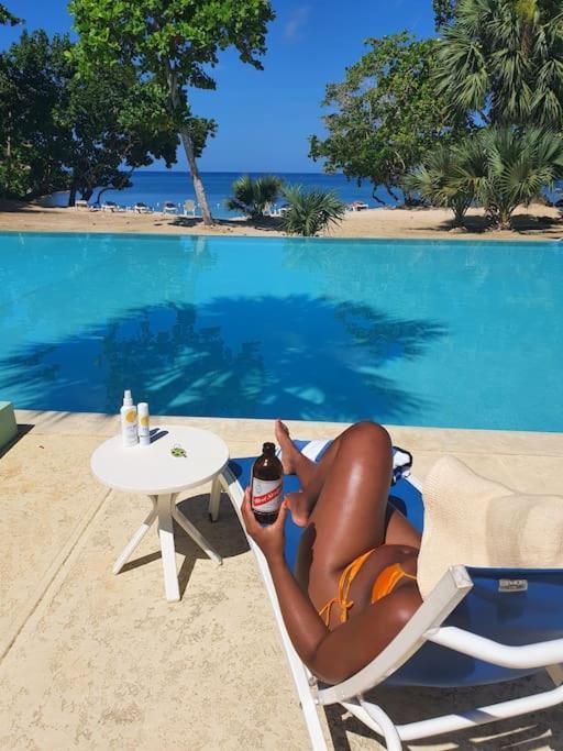 הוילה Orange Bay Townhouse By The Bay, Little Bay Country Club ,Negril מראה חיצוני תמונה